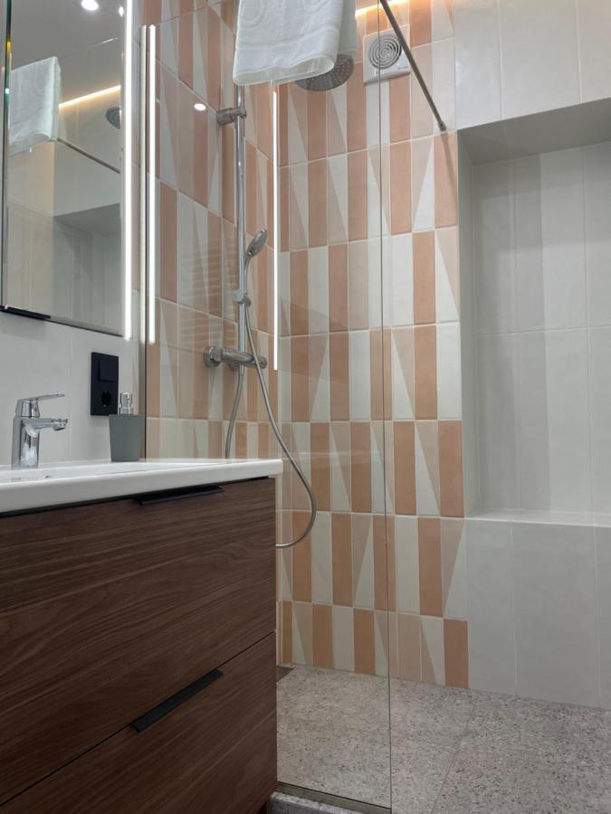 Cities Gallery Apartments Лвив Екстериор снимка